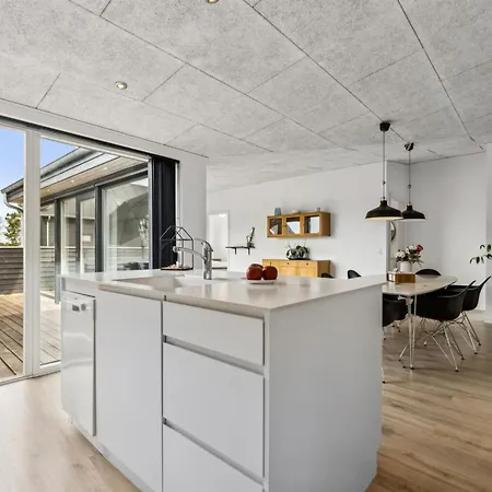 Ingebrit - 1-4km From The Sea By Interhome Sønderby