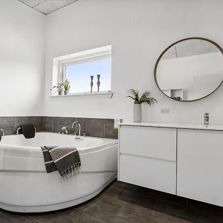Semesterbostad Ingebrit - 1-4km From The Sea By Interhome *