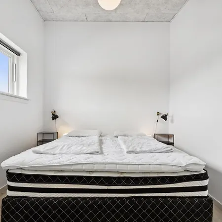 Ingebrit - 1-4km From The Sea By Interhome * Sønderby