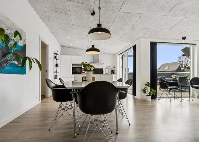 Ingebrit - 1-4km From The Sea By Interhome *